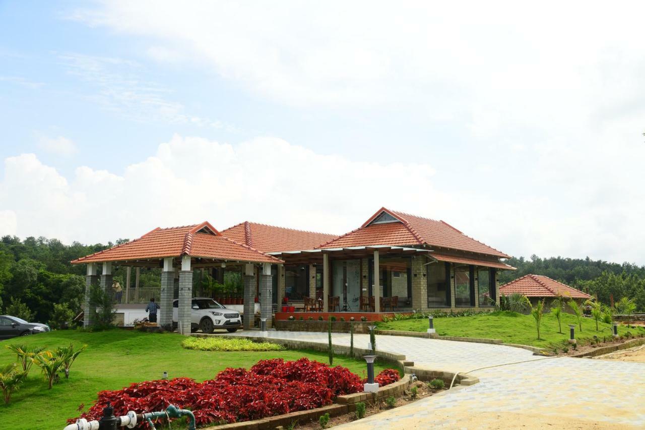 Biranji Aqua Retreat Chikmagalūr Exterior foto